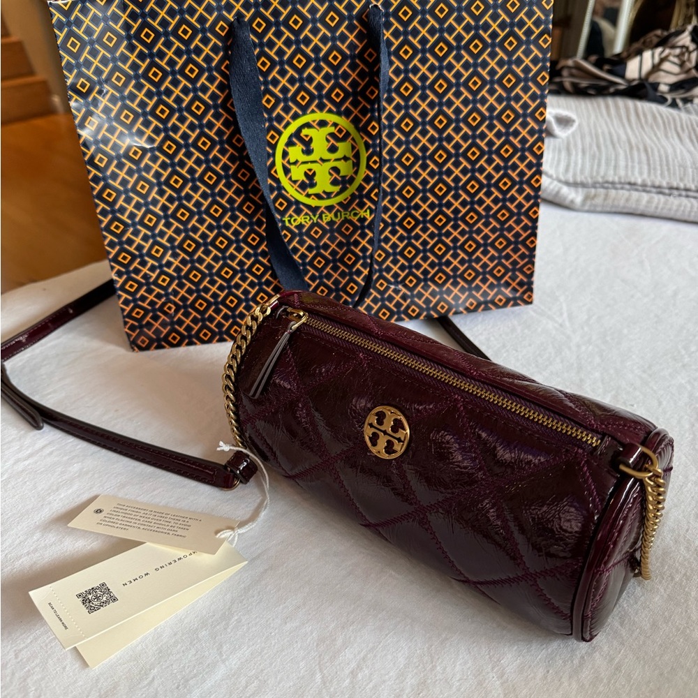 Tory Burch WILLA SHINE BARREL BAG